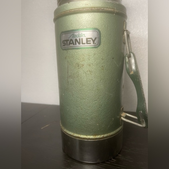 Vintage Stanley Aladdin Green Thermos Bottle 24 oz. Wide Mouth, Pre-Owned - Picture 2 of 11